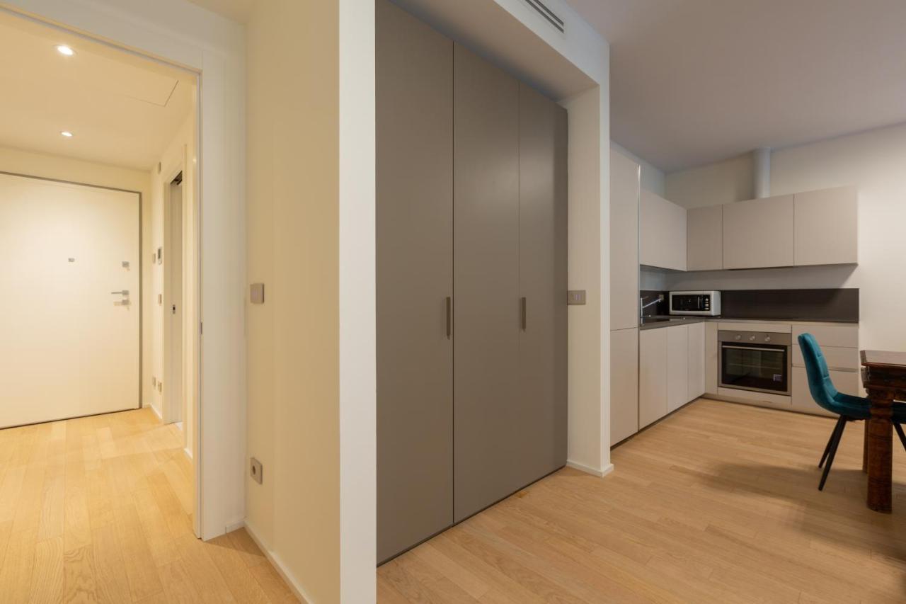 Cozy Flat With Parking Apartment Milan Exterior photo