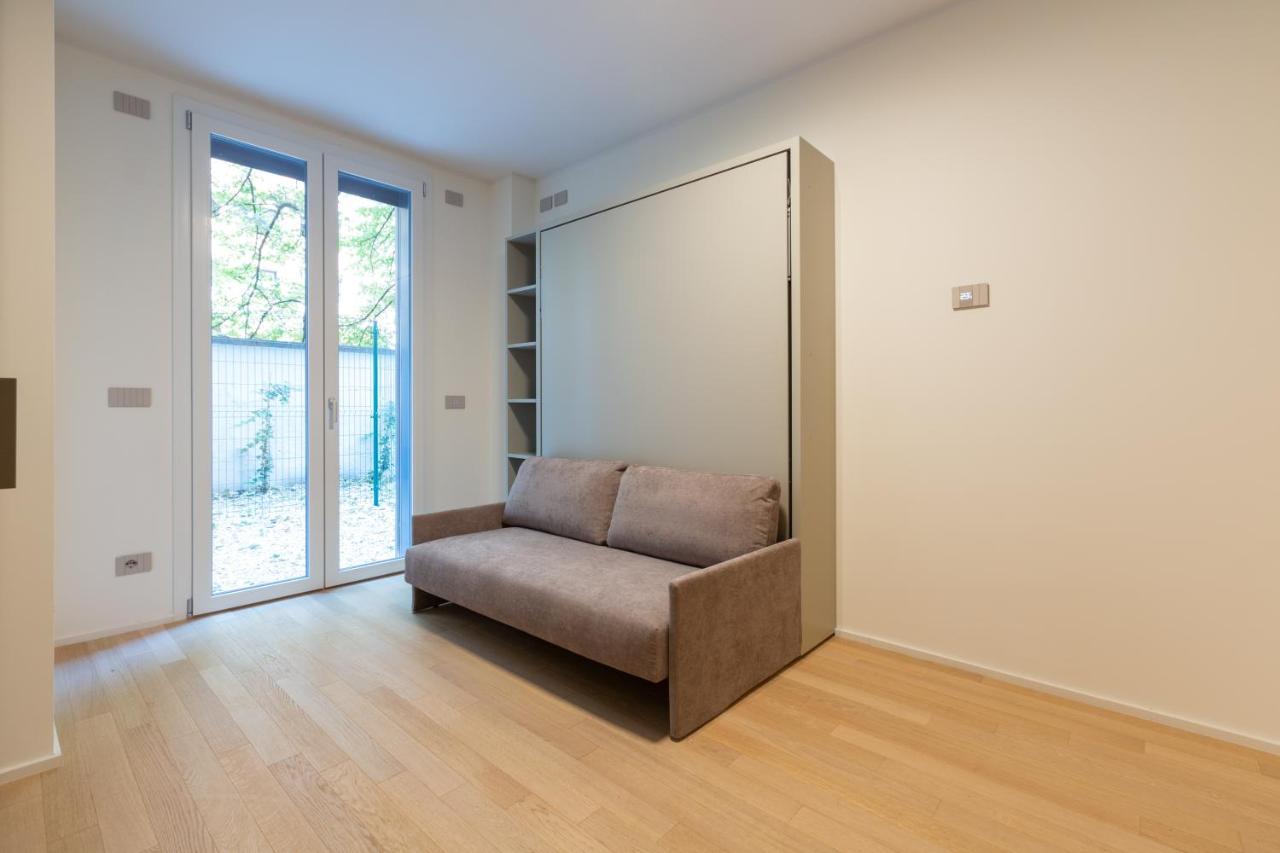 Cozy Flat With Parking Apartment Milan Exterior photo